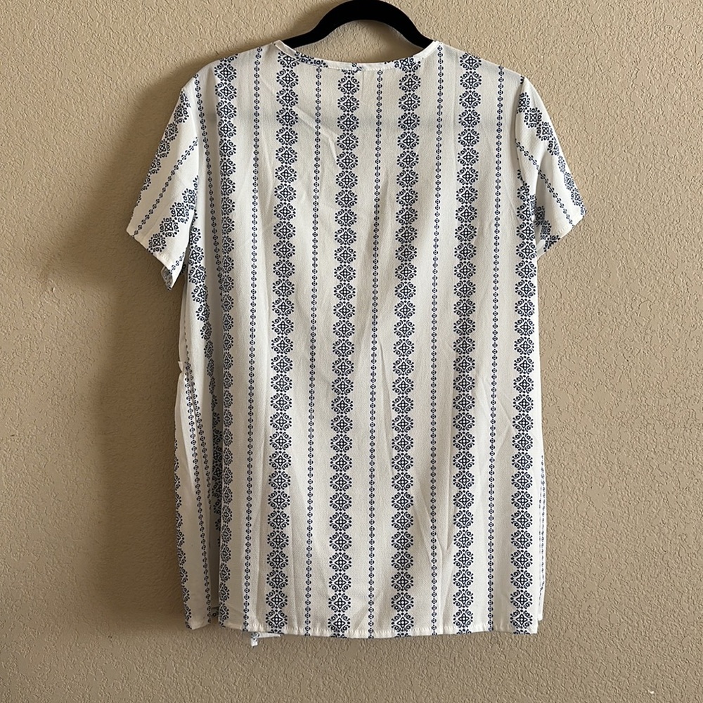 Blouse - Picture 3 of 3